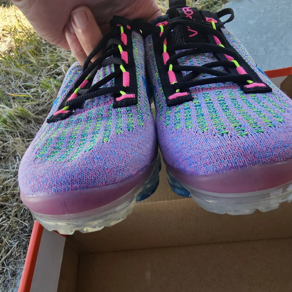 Size 6 Women's - Nike VaporMax 2021 Flyknit Pink Blast Photo Blue
